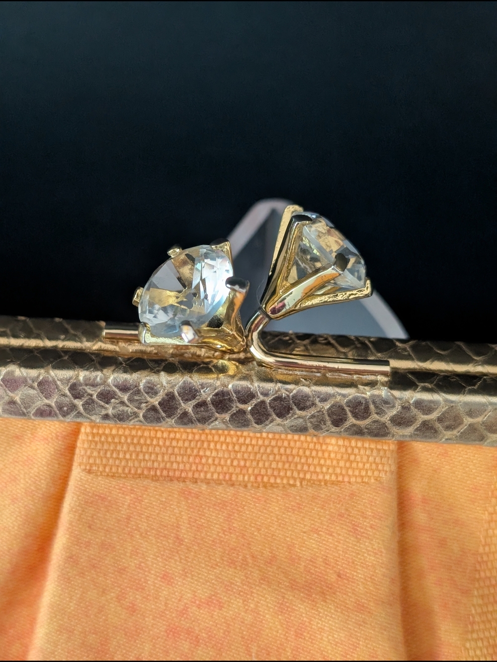 Coach Vintage Limited Edition Orange Ombre Gold Frame Clutch w/Crystal Kisslock - Picture 5 of 9